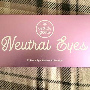 Beauty Gems Neutral eyes